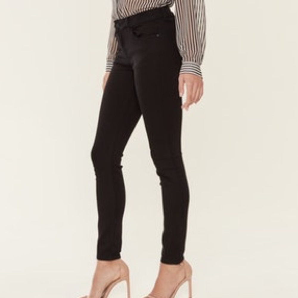 DL1961 Florence Black Skinny Jean - Hail size 32